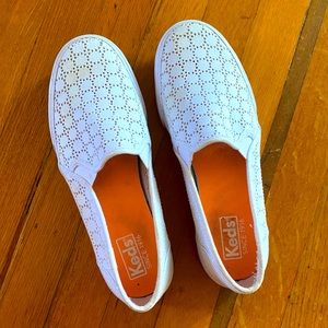 Super Cute Eyelet Canvas Keds